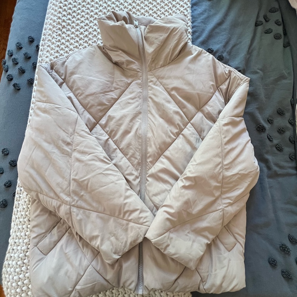 Abercrombie & Fitch Cream Puffer Coat